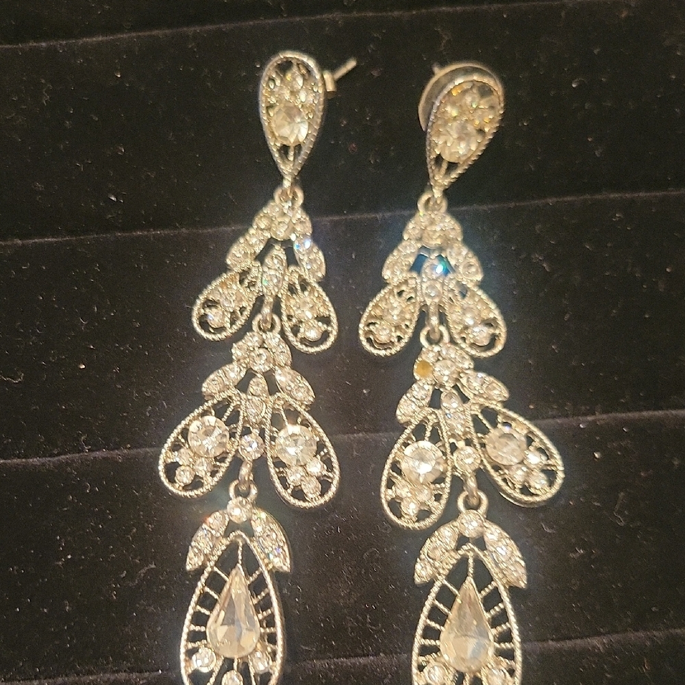 Elegant Silver Dangle Earrings